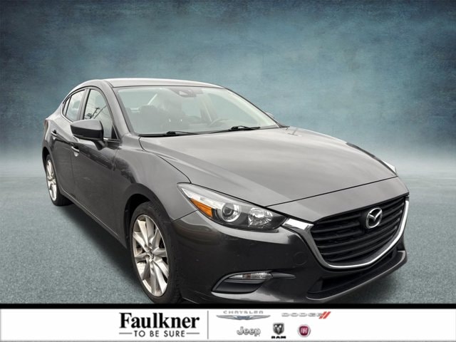 2017 Mazda Mazda3 Touring's photo