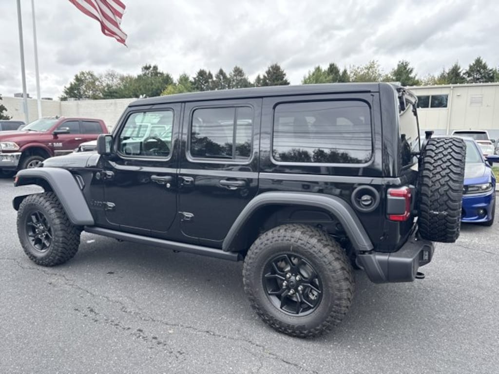New 2026 Jeep Wrangler 4-DOOR WILLYS Sport Utility