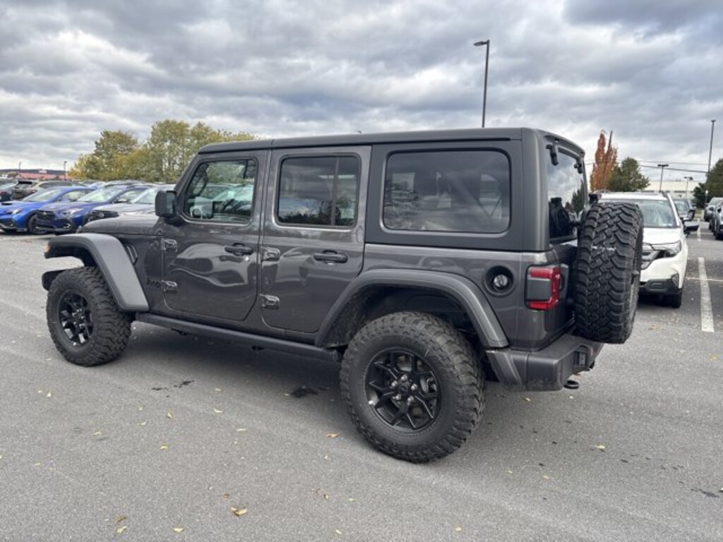 New 2026 Jeep Wrangler 4-DOOR WILLYS Sport Utility