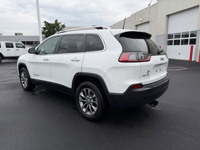 2020 Jeep Cherokee Latitude photo 2