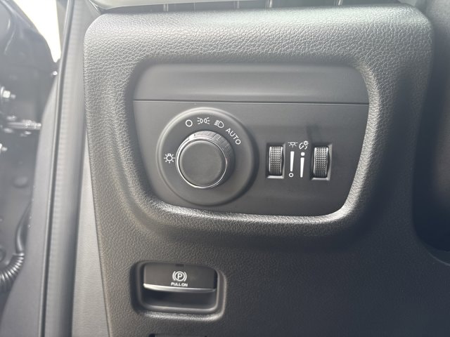2025 Jeep Grand Cherokee Altitude - Photo 18