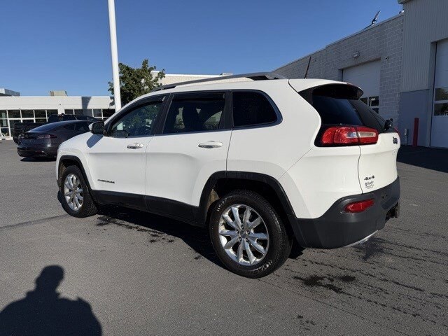 2016 Jeep Cherokee Limited photo 3