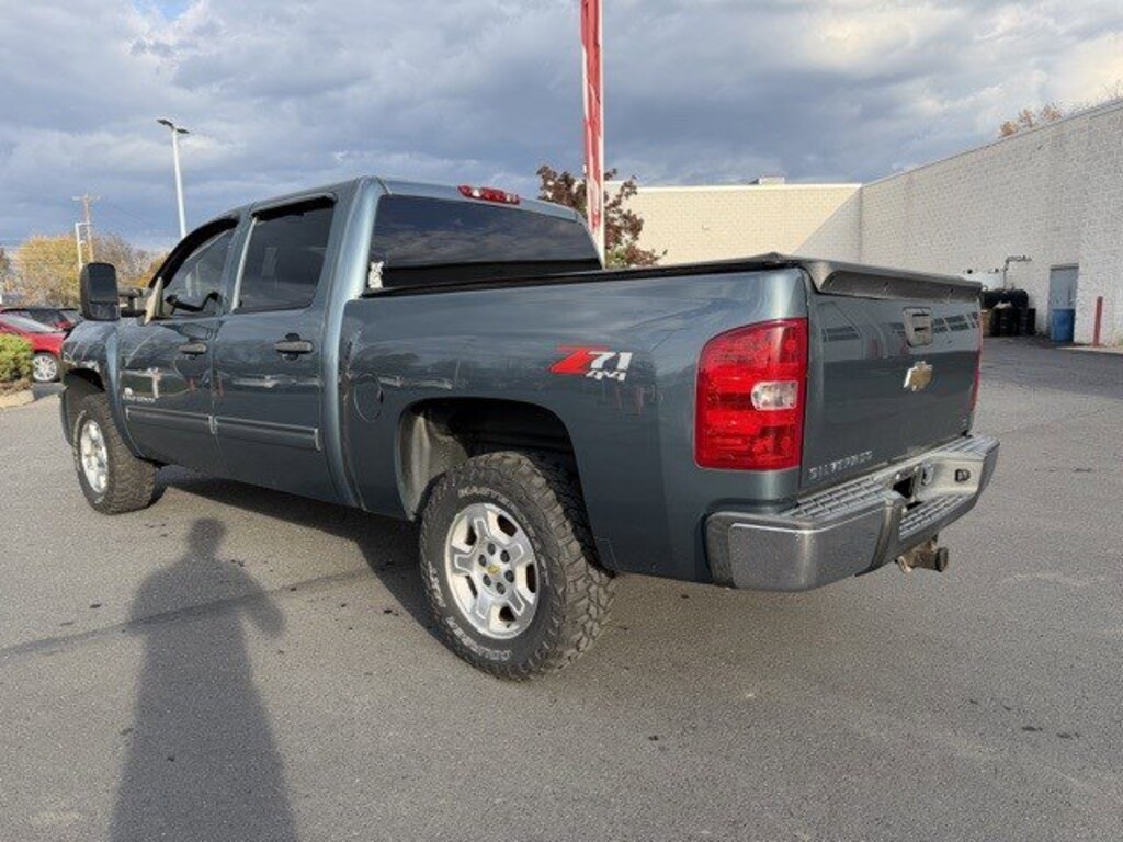 Used 2009 Chevrolet Silverado 1500 LT Truck Crew Cab