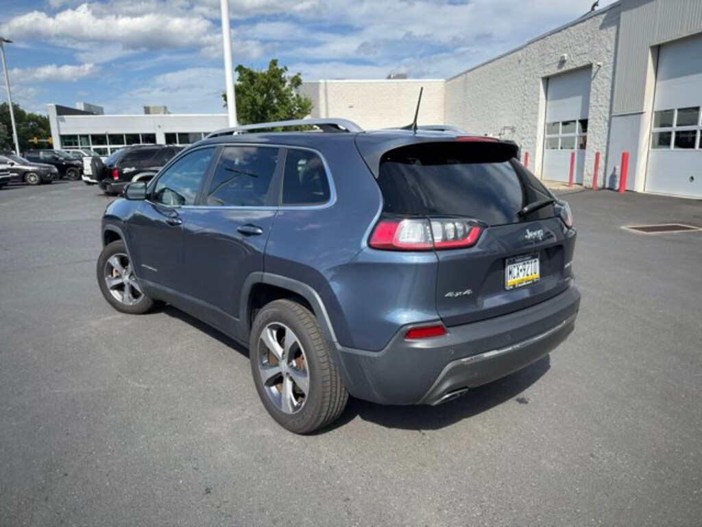 Used 2020 Jeep Renegade Latitude SUV