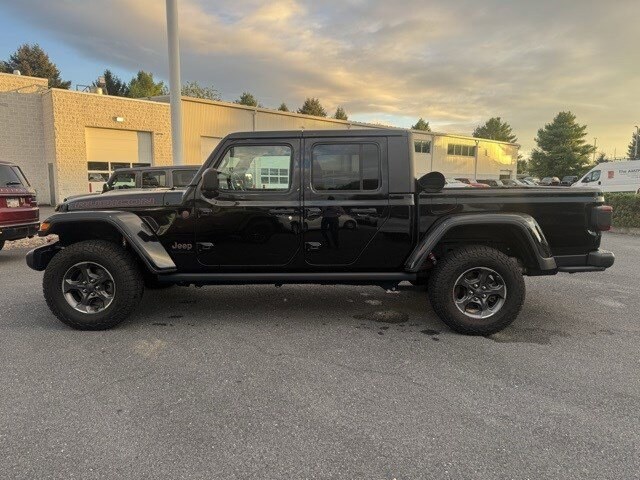 2020 Jeep Gladiator Rubicon photo 2