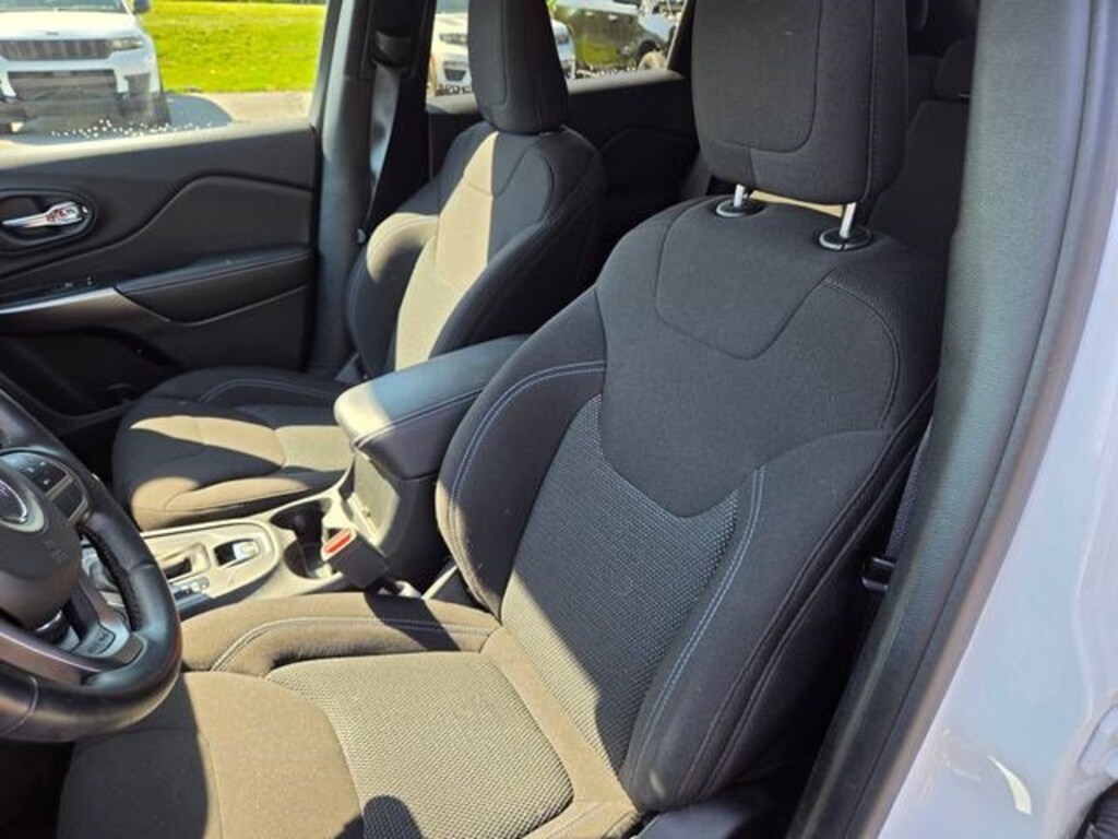 Certified 2020 Jeep Cherokee Latitude SUV