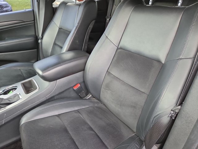 Used 2017 Jeep Grand Cherokee Altitude with VIN 1C4RJFAG8HC701947 for sale in Mechanicsburg, PA