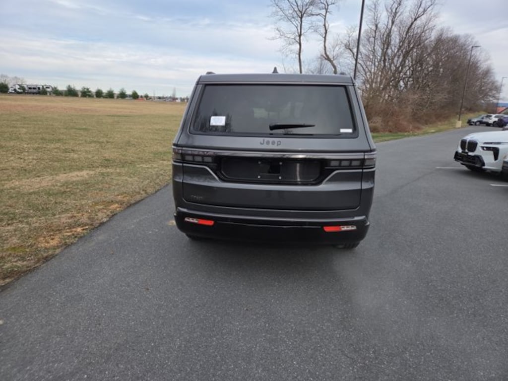 New 2026 Jeep Grand Wagoneer LIMITED ALTITUDE 4X4 Sport Utility