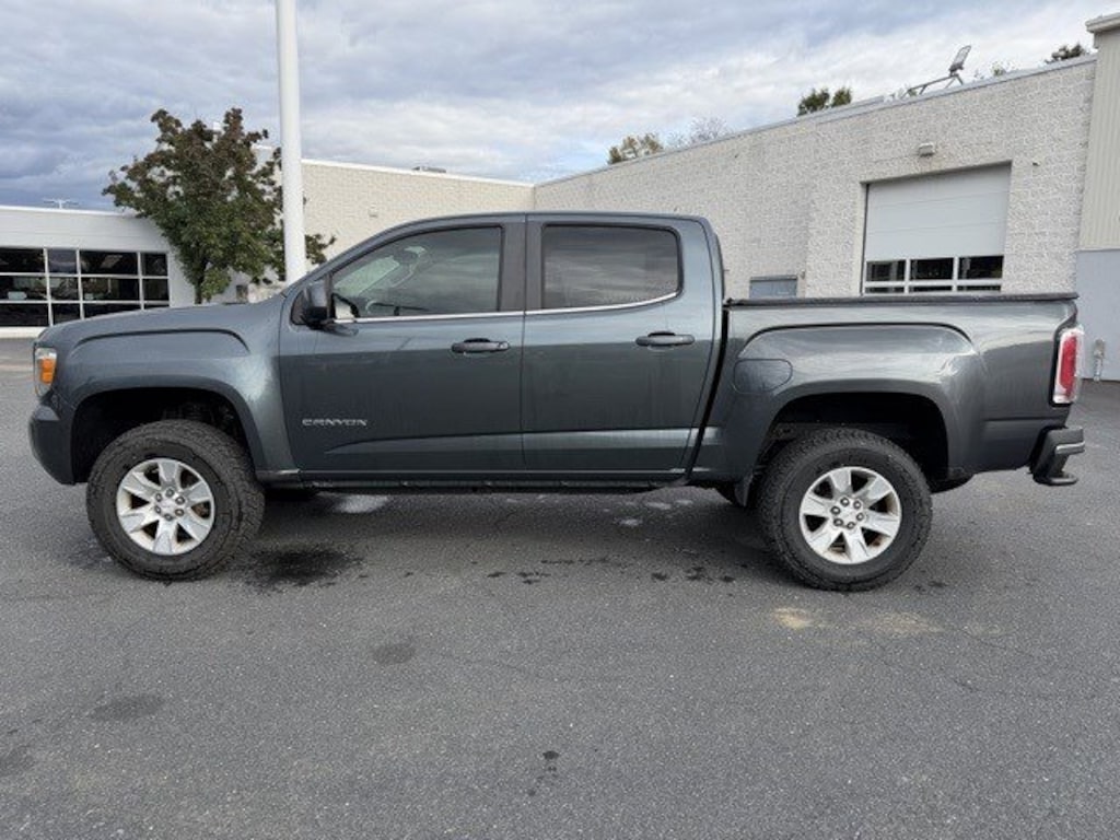 Used 2015 GMC Canyon 2WD SLE Truck Crew Cab