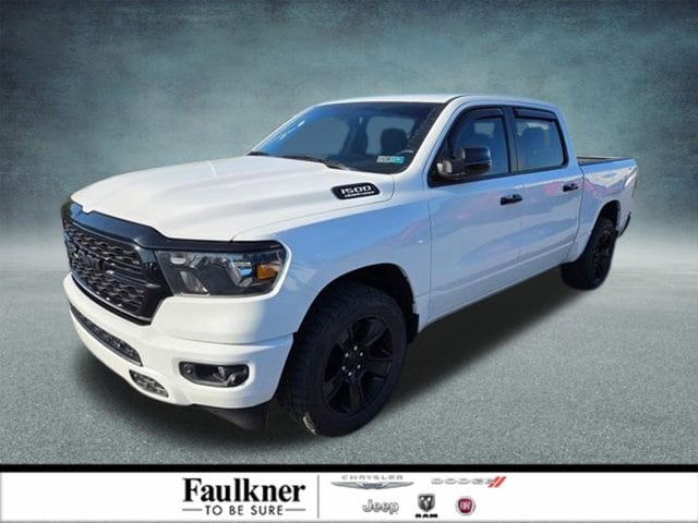 2024 RAM 1500 Big Horn/Lone Star 4x4 Crew Cab 5'7's photo