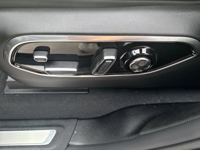 2024 Jeep Grand Cherokee Overland 4xe - Photo 18