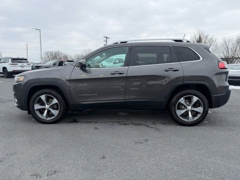 Used 2019 Jeep Cherokee Limited SUV