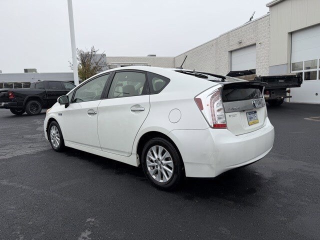 2012 Toyota Prius Plug-in Hybrid Base photo 3