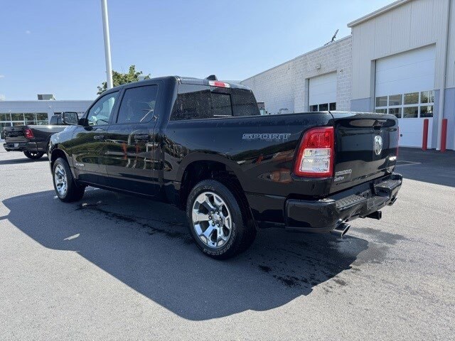 2022 Ram 1500 Big Horn photo 3