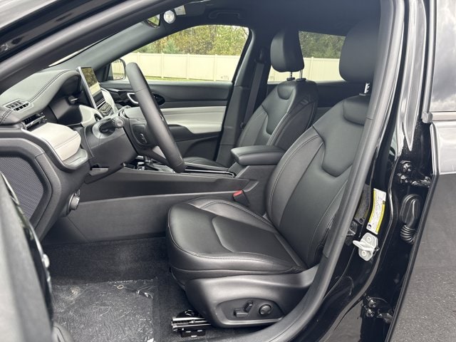 2026 Jeep Compass Limited - Photo 16