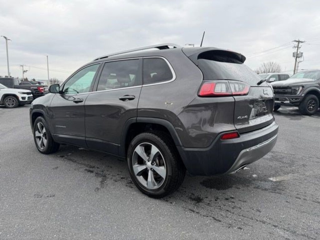Used 2019 Jeep Cherokee Limited SUV