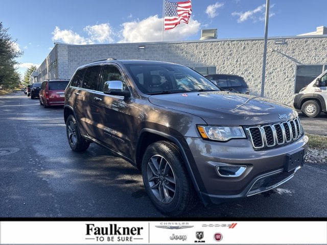 2017 Jeep Grand Cherokee Limited's photo