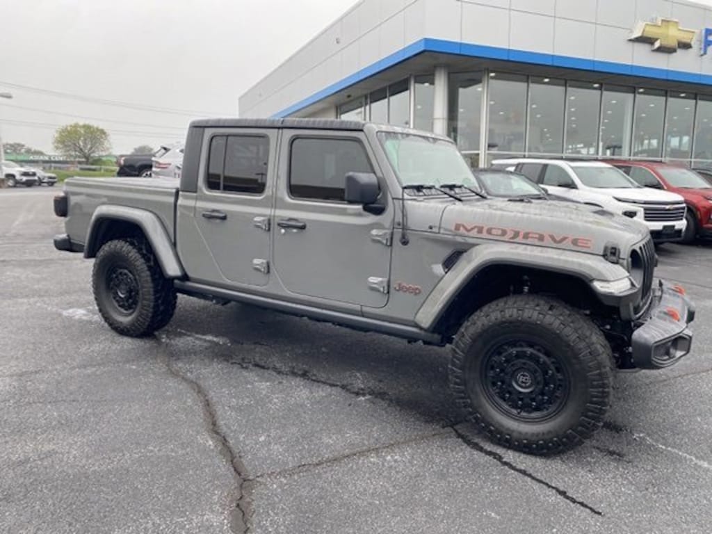 Used 2022 Jeep Gladiator Mojave Truck Crew Cab