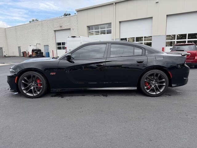 2022 Dodge Charger Scat Pack photo 2