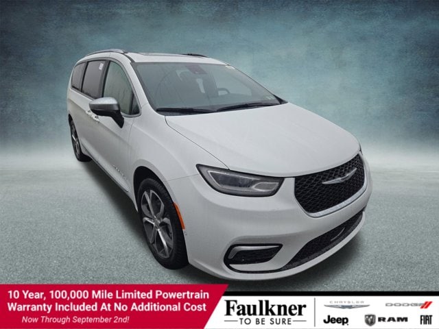 2026 Chrysler Pacifica Pinnacle AWD's photo