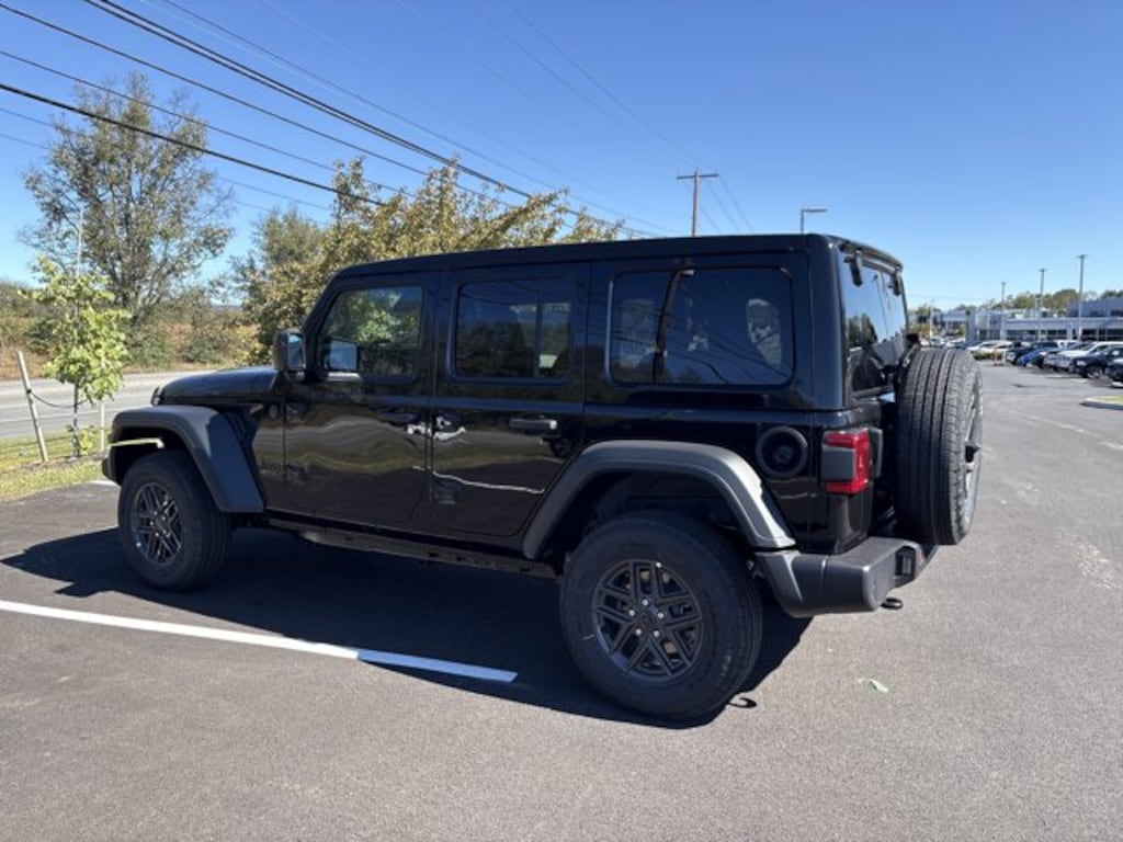 New 2026 Jeep Wrangler 4-DOOR SPORT S Sport Utility