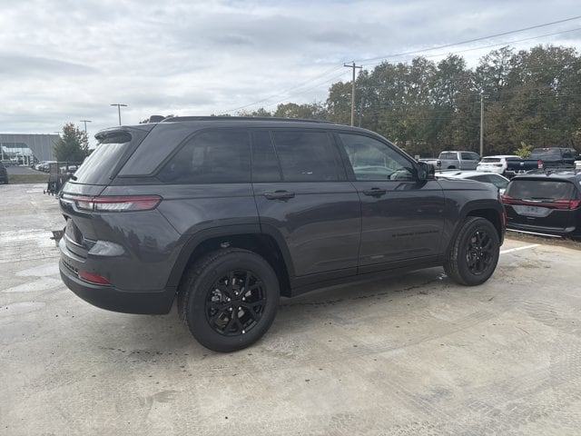 2025 Jeep Grand Cherokee Altitude - Photo 6