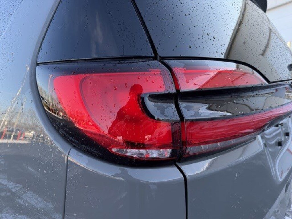 Used 2021 Chrysler Pacifica Touring L Van Passenger Van