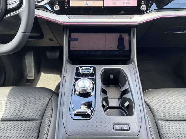 2025 Jeep Wagoneer S Launch Edition - Photo 25