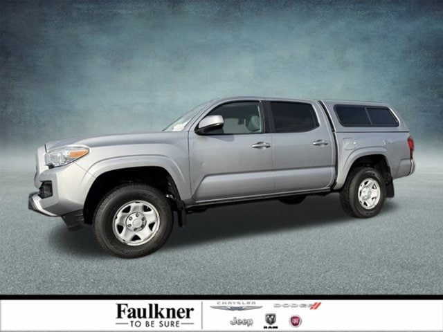 2019 Toyota Tacoma SR's photo