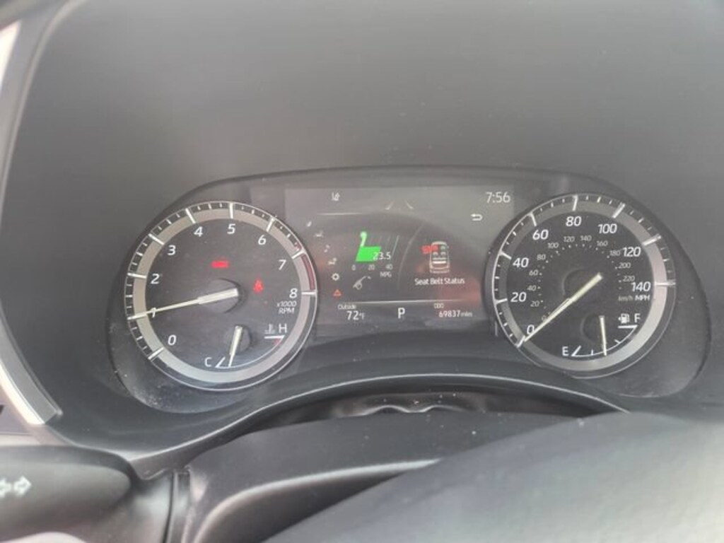 Used 2021 Toyota Highlander XLE SUV