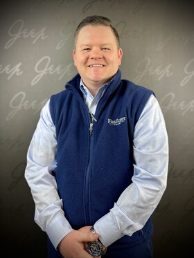 Staff member Shane Smith from ID_1880d1672ff0