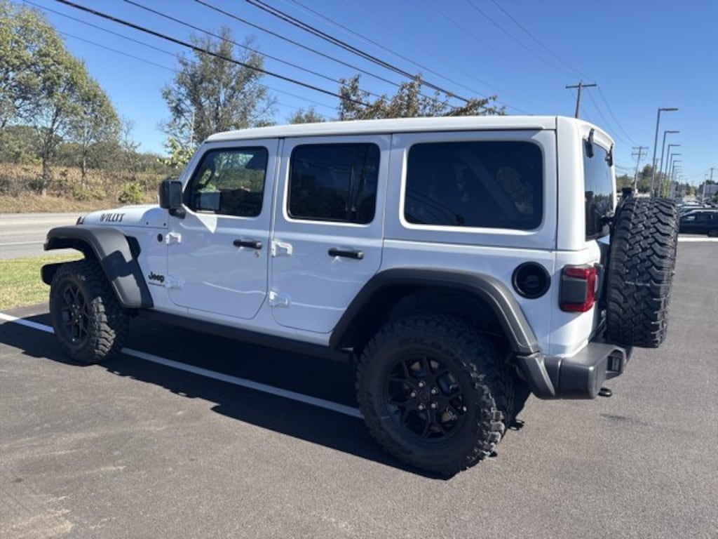 New 2026 Jeep Wrangler 4-DOOR WILLYS Sport Utility