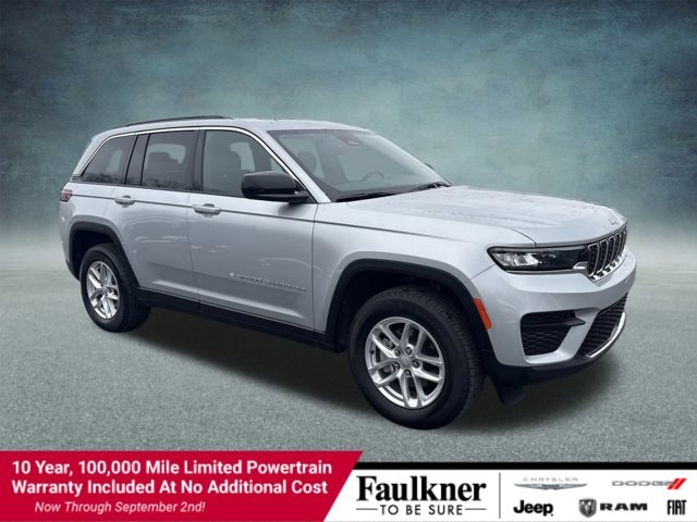 2025 Jeep Grand Cherokee Laredo's photo