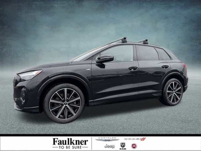 2022 Audi Q4 e-tron Premium Plus's photo