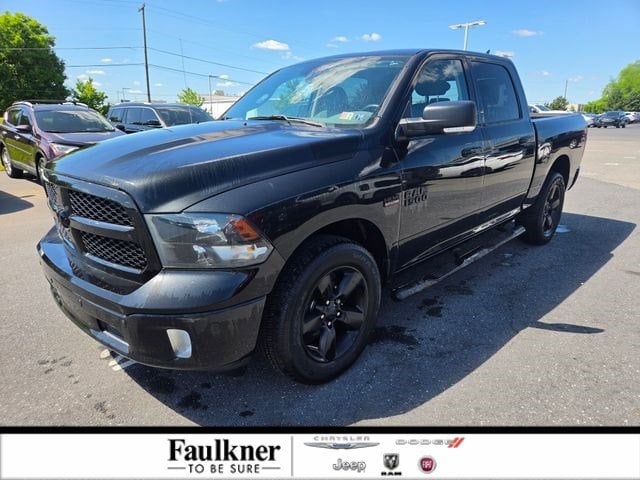 2018 RAM 1500 Big Horn 4x4 Crew Cab 5'7's photo