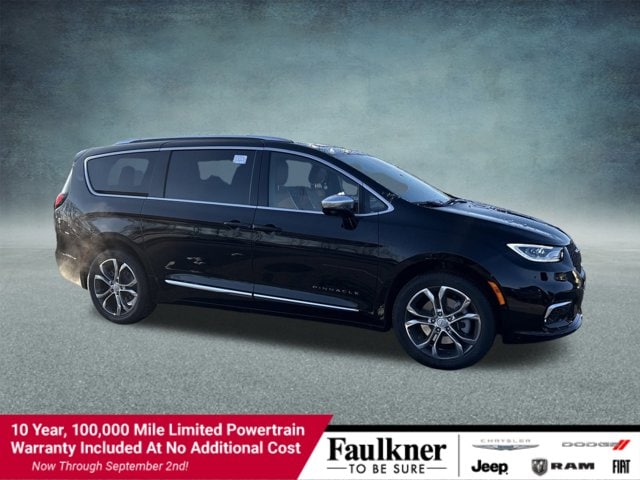 2026 Chrysler Pacifica Pinnacle's photo