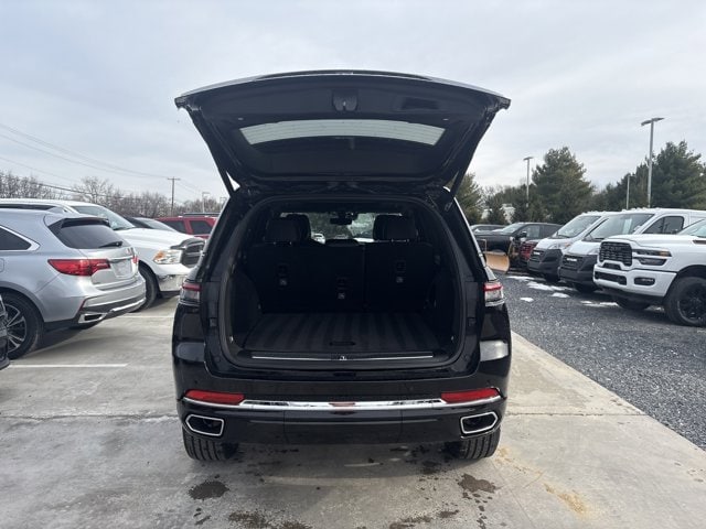 2024 Jeep Grand Cherokee Overland 4xe - Photo 12
