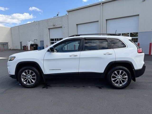 2022 Jeep Cherokee Latitude Lux photo 2