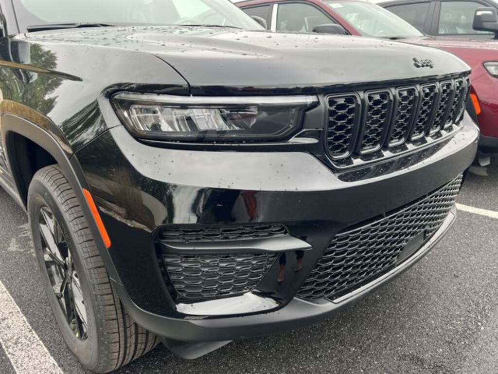 New 2025 Jeep Grand Cherokee ALTITUDE X 4X4 Sport Utility