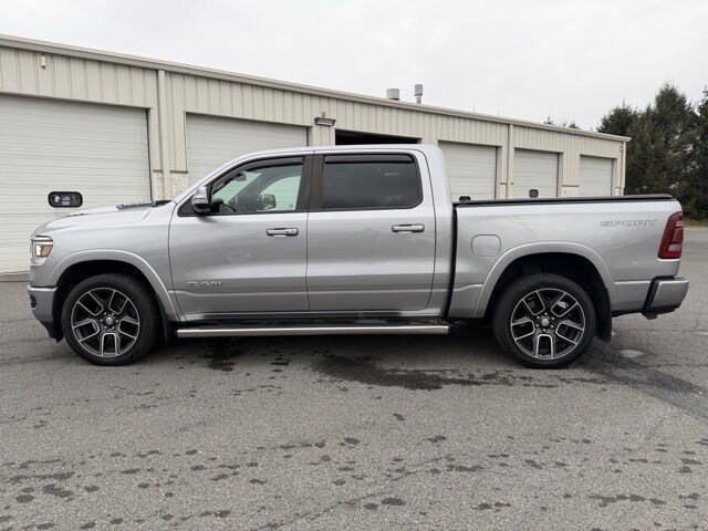2019 Ram 1500 Laramie photo 2