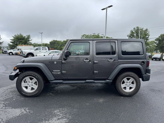 Used 2018 Jeep Wrangler JK Unlimited Sport S with VIN 1C4BJWDG8JL818625 for sale in Mechanicsburg, PA