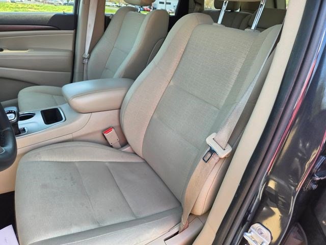 Used 2014 Jeep Grand Cherokee Laredo with VIN 1C4RJFAG5EC566437 for sale in Mechanicsburg, PA