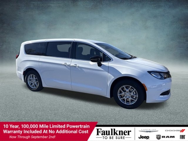 2026 Chrysler Voyager LX's photo