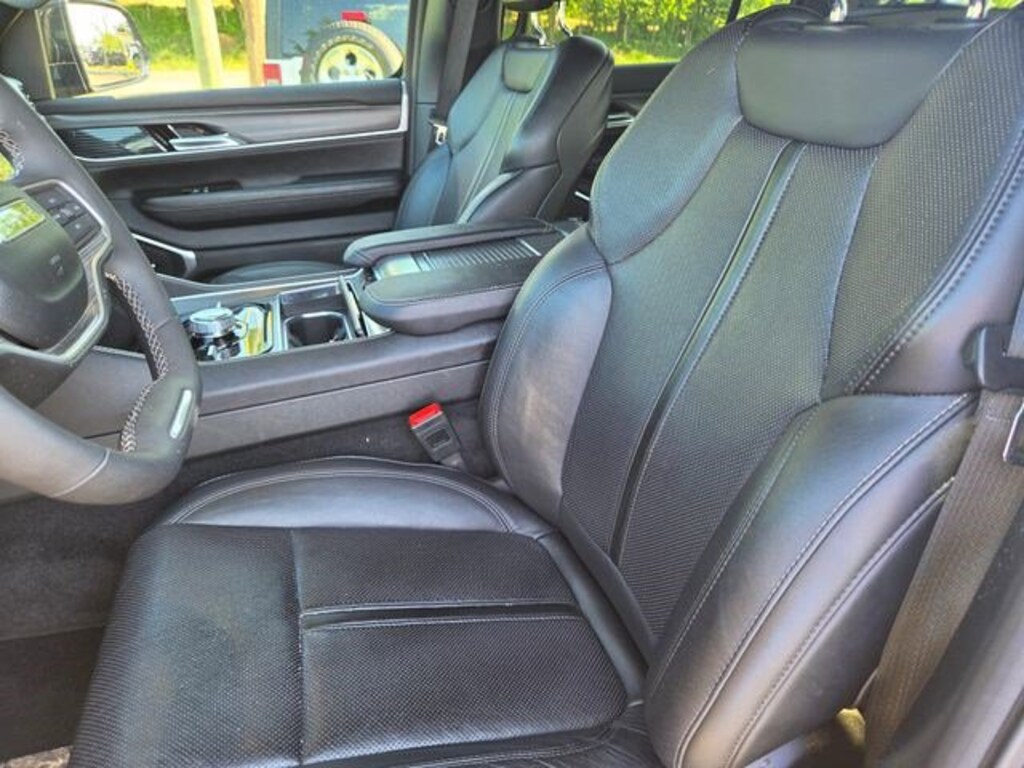 Used 2024 Jeep Wagoneer Series III SUV
