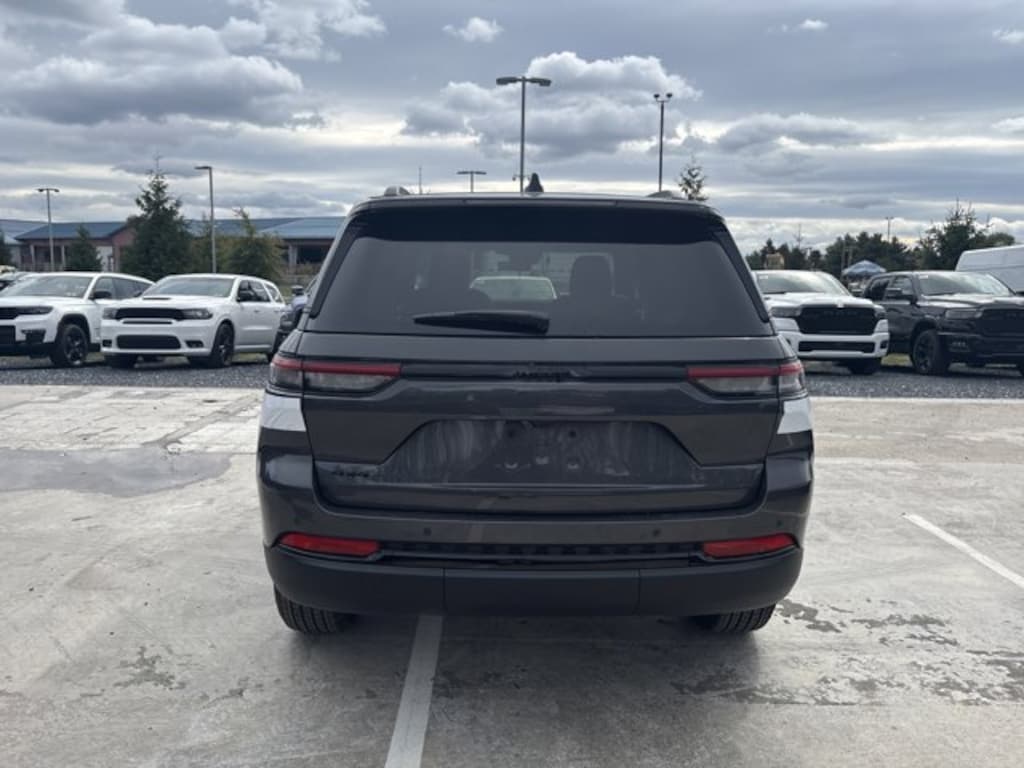 New 2025 Jeep Grand Cherokee ALTITUDE X 4X4 Sport Utility