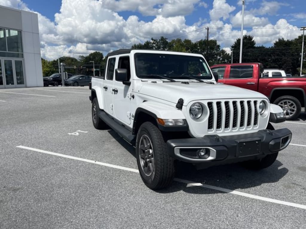 Used 2021 Jeep Gladiator Overland Truck Crew Cab