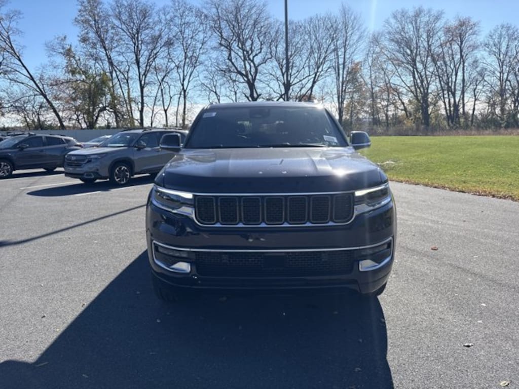 New 2025 Jeep Wagoneer SUPER 4X4 Sport Utility