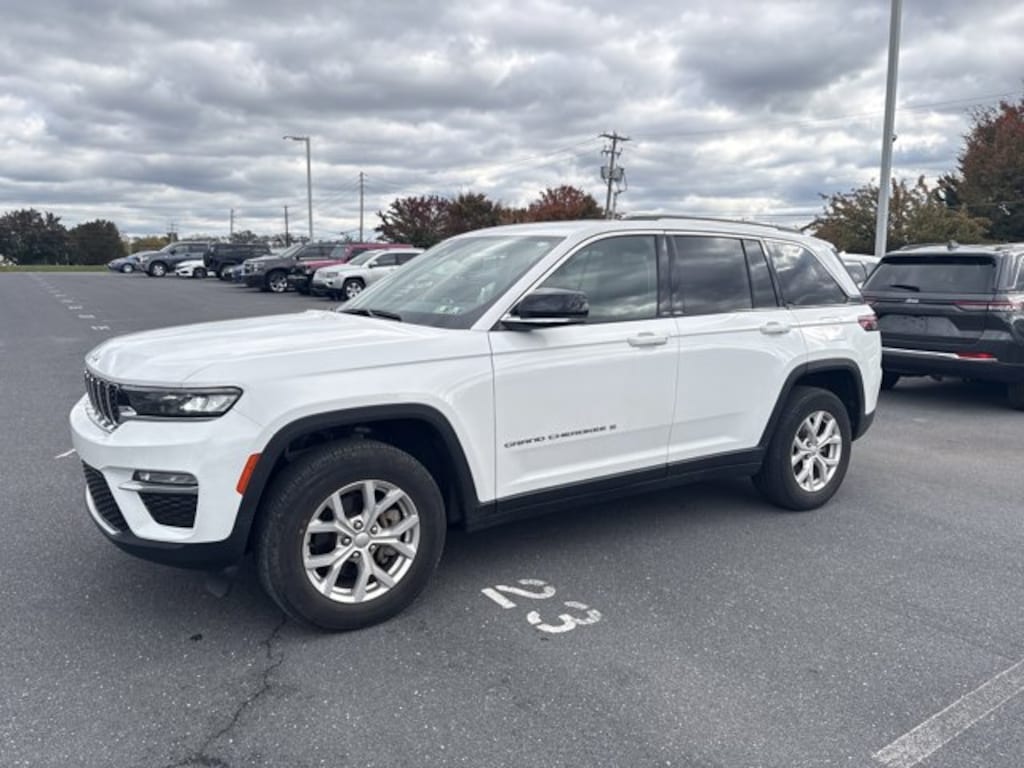Used 2023 Jeep Grand Cherokee Limited SUV