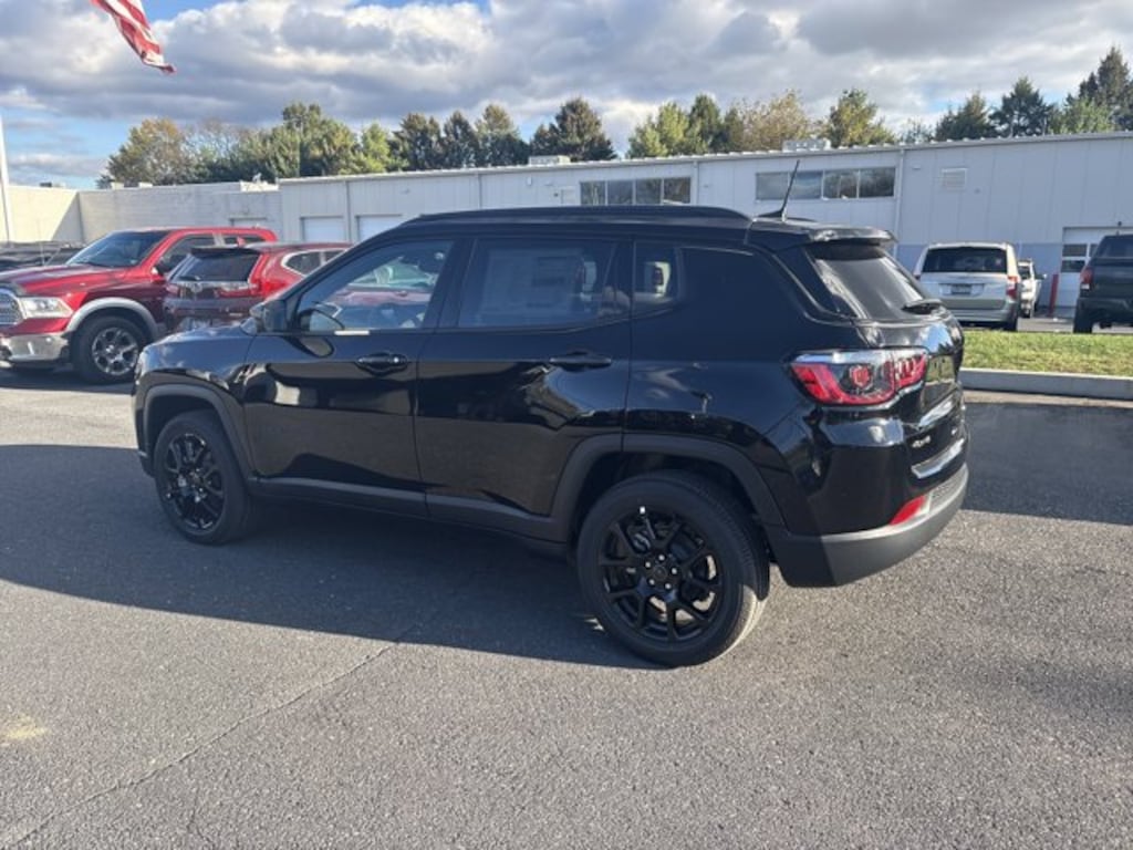 New 2026 Jeep Compass Latitude Altitude Sport Utility