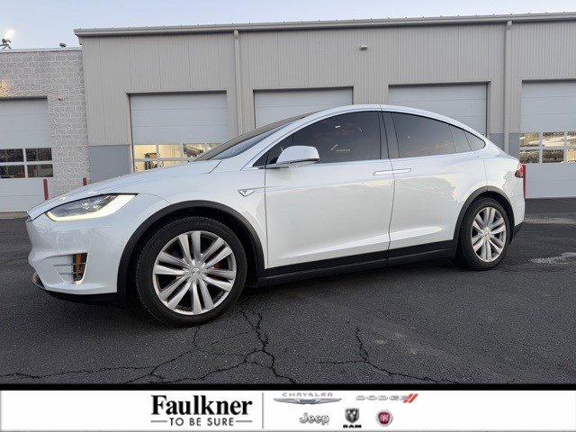 2016 Tesla Model X P90D's photo